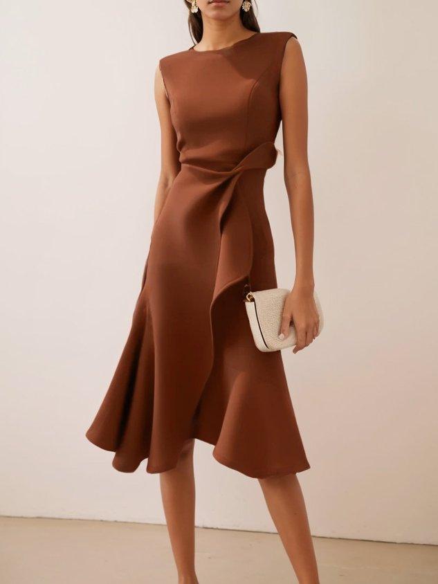 Red Sleeveless Midi Elegant A-line Dress with Waist Twist for Day-to-Night