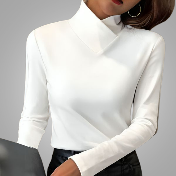 Beverley | Elegant Turtleneck Fit